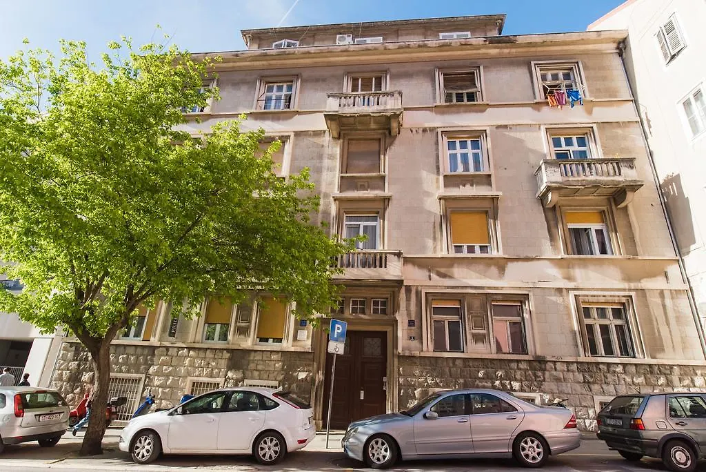 Apartment Vetom Split
